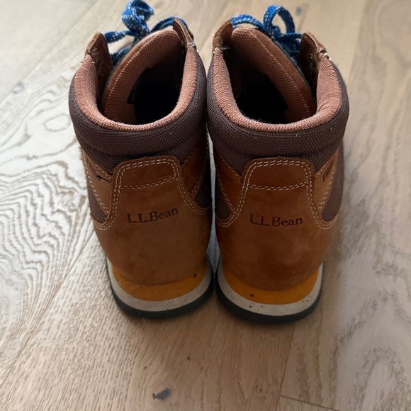 L.L. Bean Hiking Boots (Men’s 7 / Women’s 8.5) - Picture 2 of 5